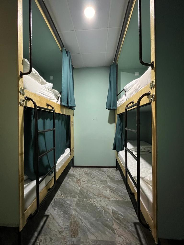 Salut Hotel Bishkek Bagian luar foto